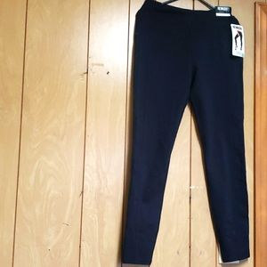 Black yoga pants size L